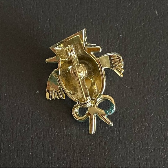 Vintage Clown Lapel Pin Brooch Goldtone Enamel with Mother of Pearl Mouth - Picture 5 of 5